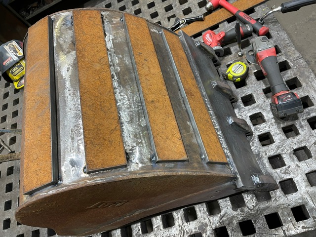 Machine bucket repair